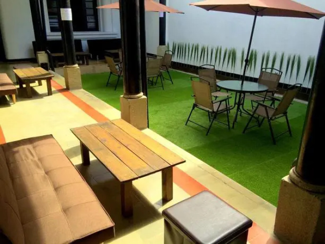 Mango Mojito Hostel
