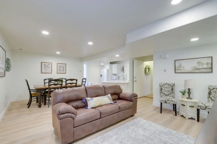 3 Bedrooms Cottage