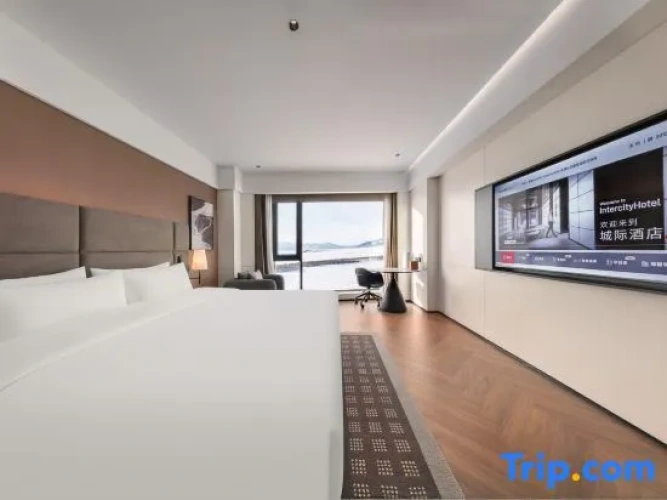 Executive Double room with lake view