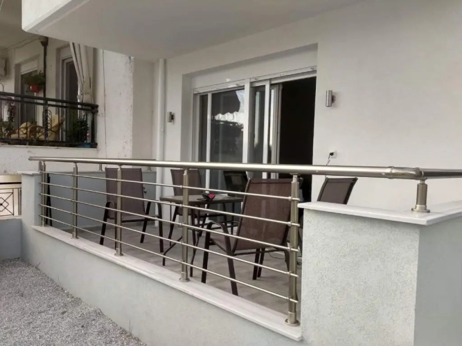 Petrani Suite 1