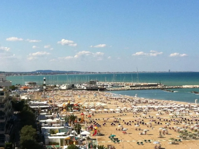 Standard Double room with sea view