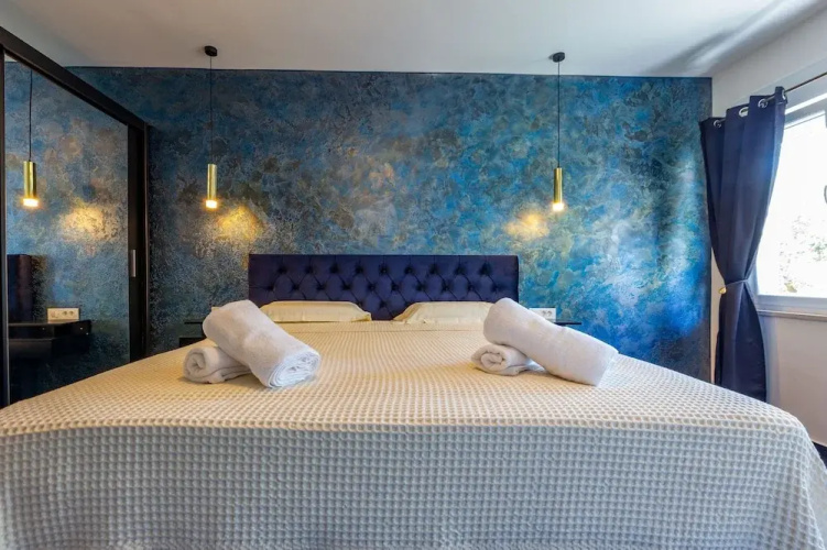 Luxury Hedone Apartment with Private SPA Zone