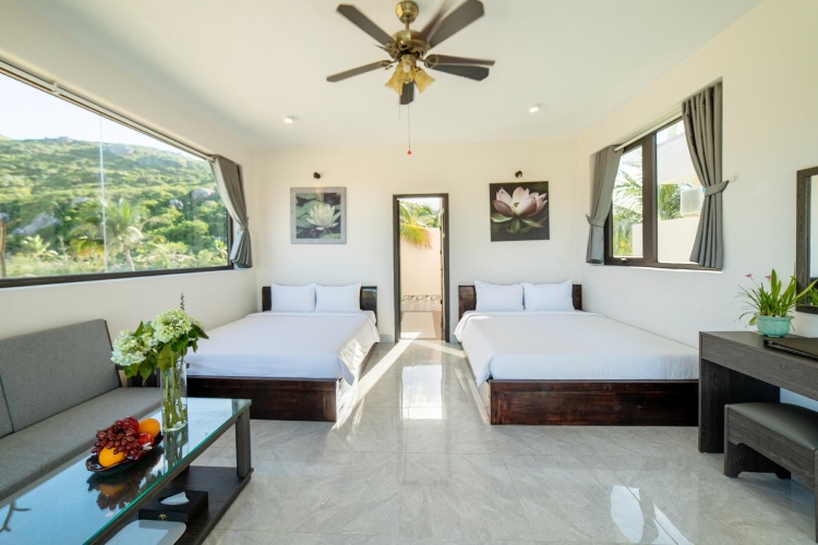 Standard Twin Family room
