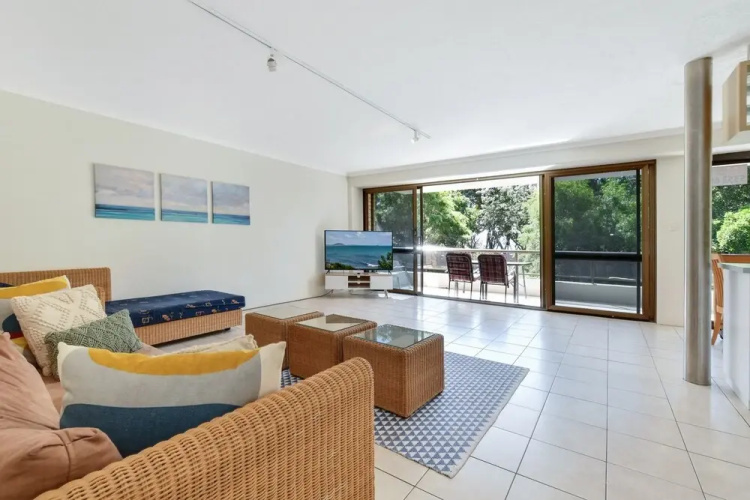 La Mer Apartments