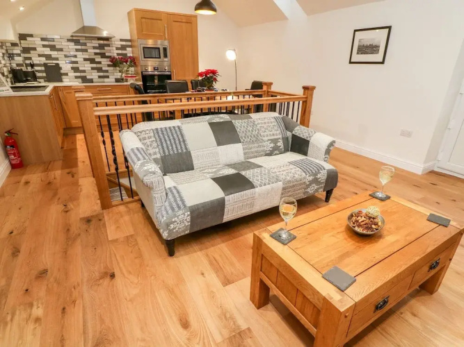 Macaw Cottages No 4A