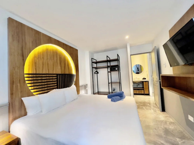 Centric condo by Casago