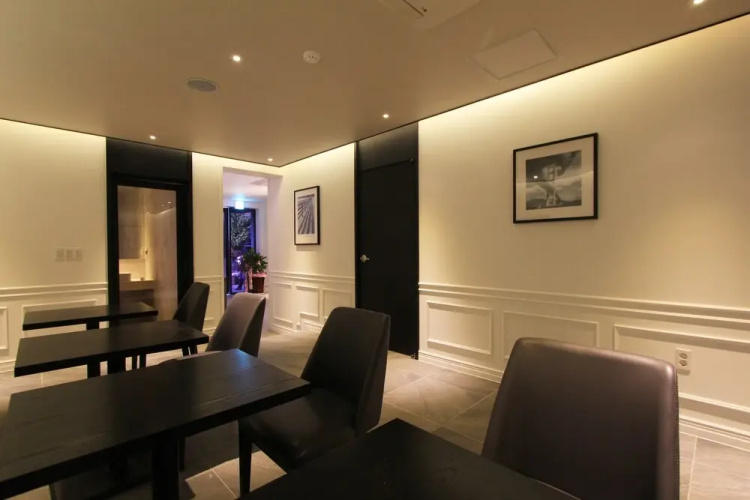 Two Heaven Hotel