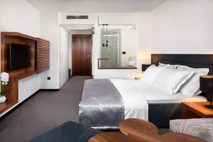 Superior Double room with balcony