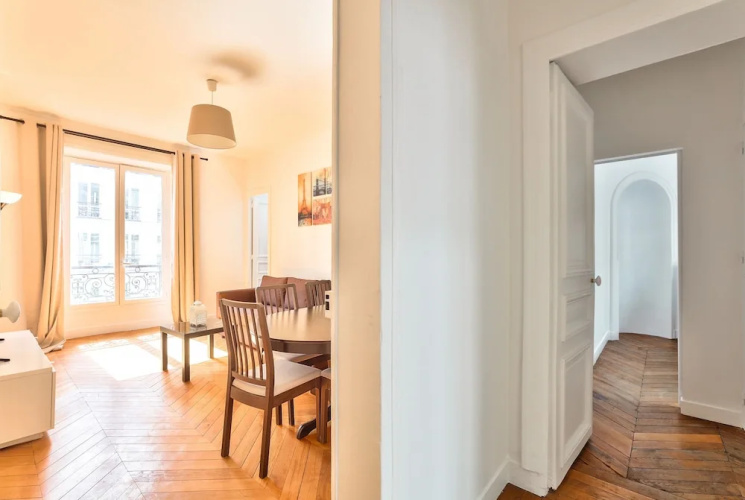 84 - Classy Flat Reaumur Montorgueil 4D