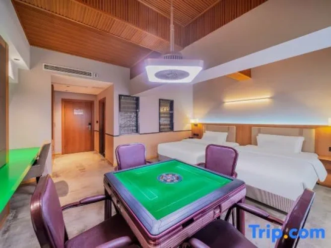 Standard Twin Attic room