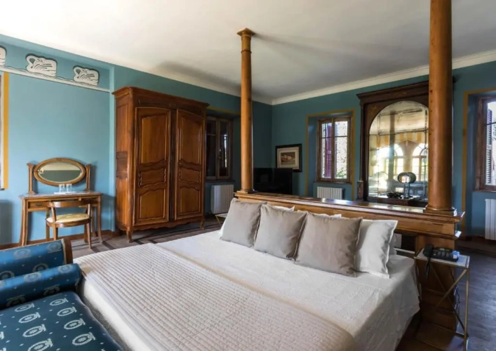 Suite with balcony and with view
