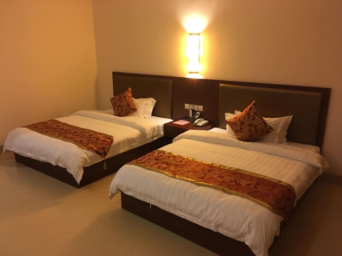 Standard Twin room with balcony