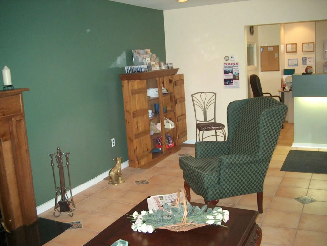 Annapolis Royal Inn & Suites