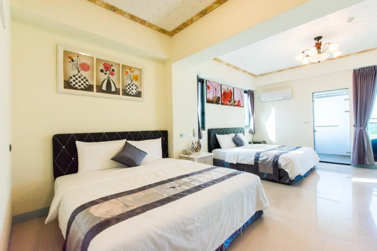Standard Quadruple room