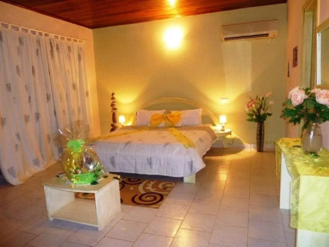 Le Wharf Hotel