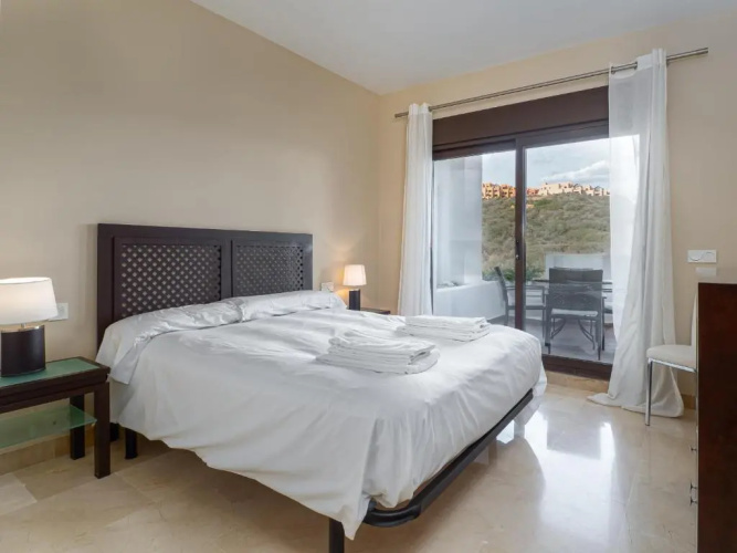 2147-Beautiful 2 bedrooms with sea view