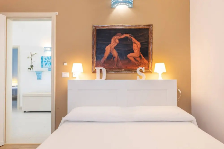 Villa Eriberto - Pool 3 Bedrooms 8 Sleeps