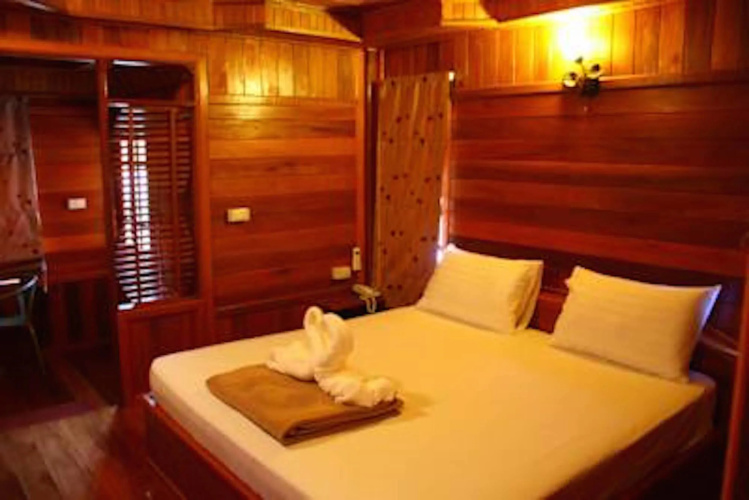 Sabai EZ Hotel