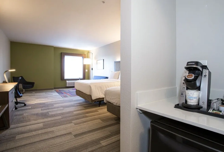 Quadruple Suite