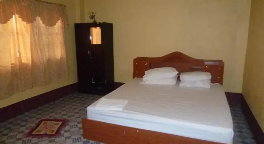 Dokboudeng Guest House
