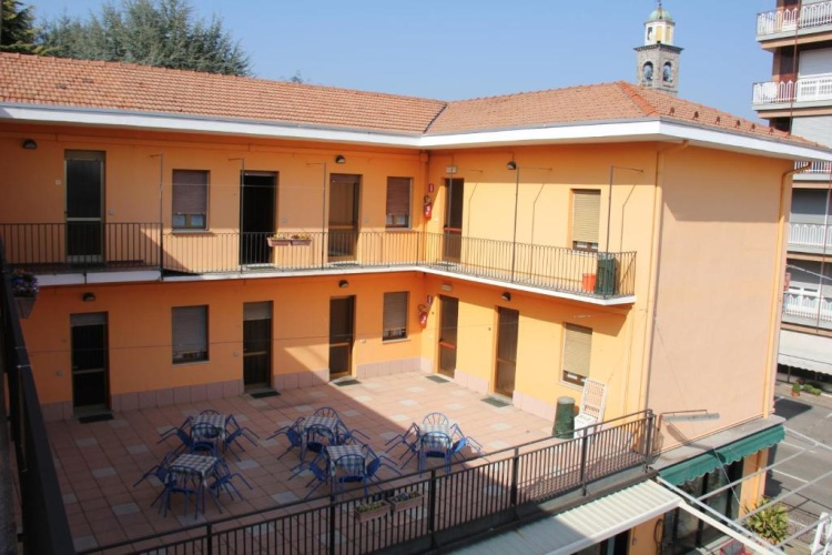 Standard Twin room with balcony