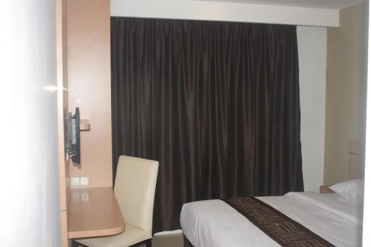 Nozz Hotel Semarang