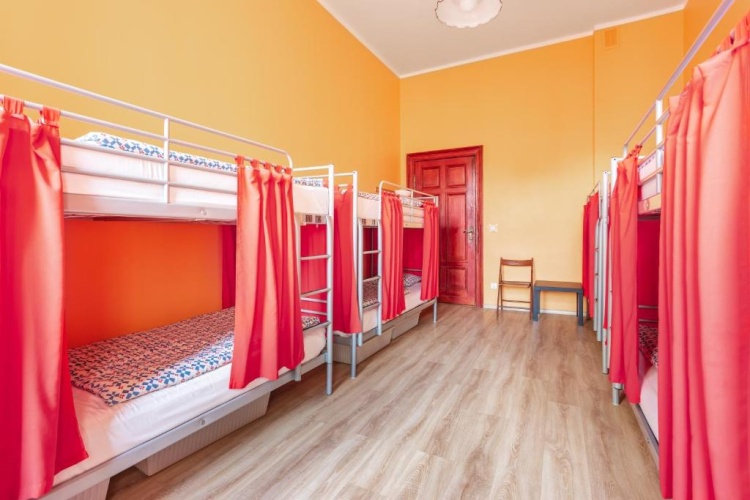 Bed in Dorm