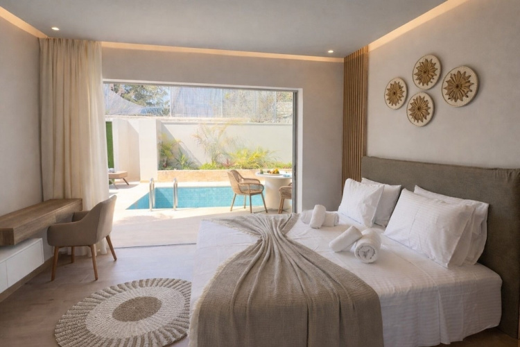 Oasis Luxury Suites