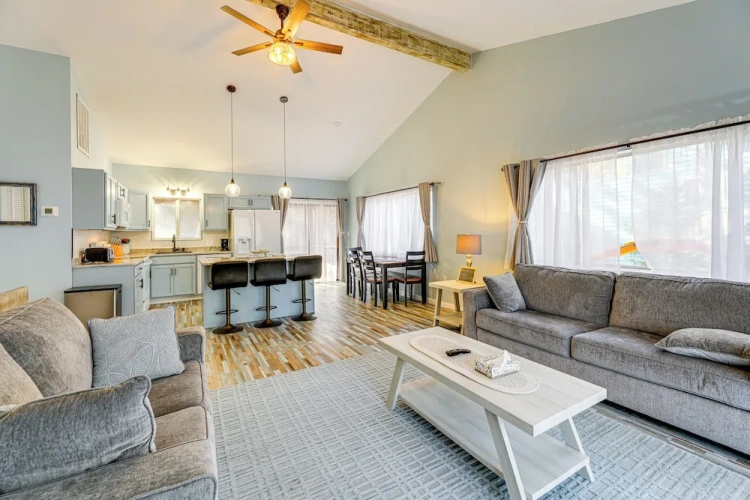 2 Bedrooms Cottage