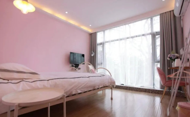 Love Flower Hostel