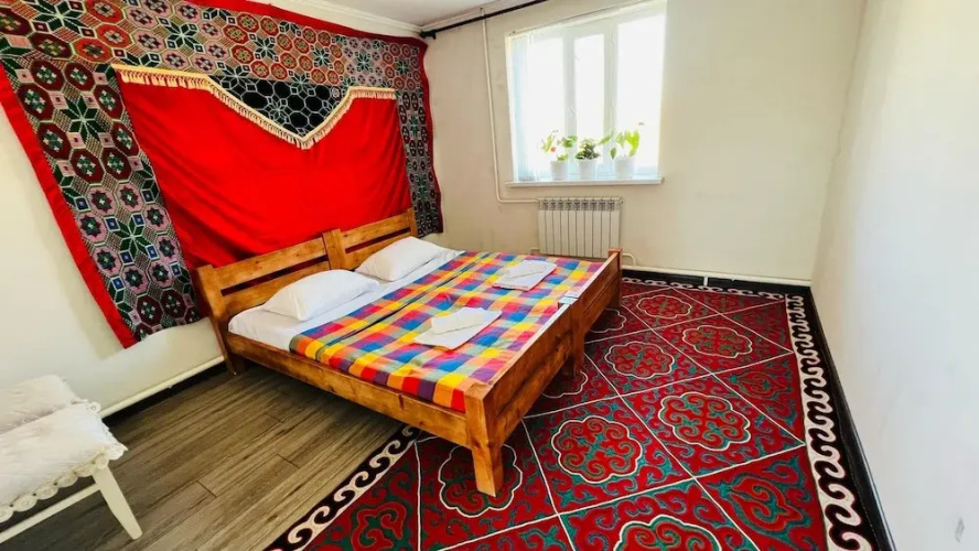 DADOW Guesthouse