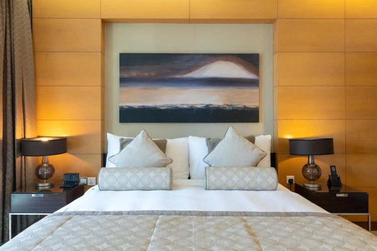 SuperHost - Address Dubai Mall - Comfy Studios
