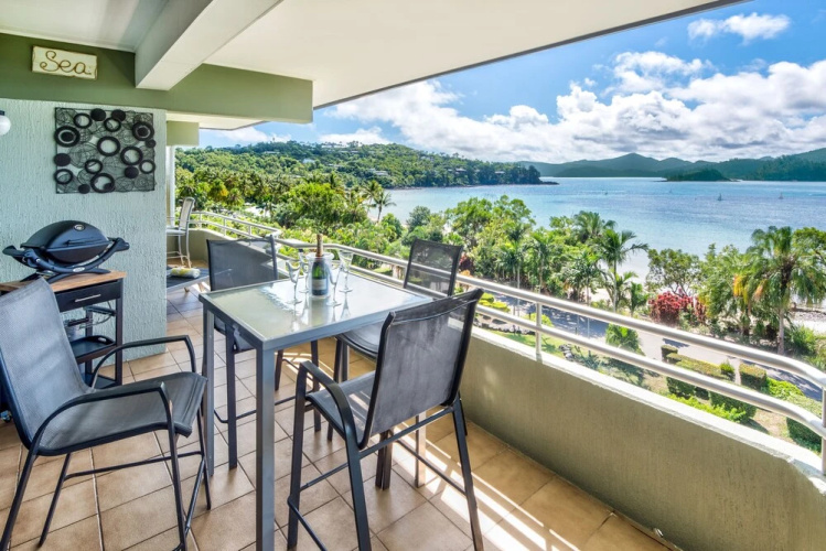Lagoon 201 on Hamilton Island