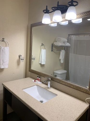 1 Bedroom Double Suite