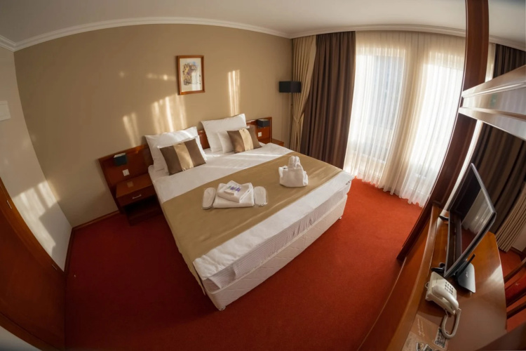 Hotel Bristol