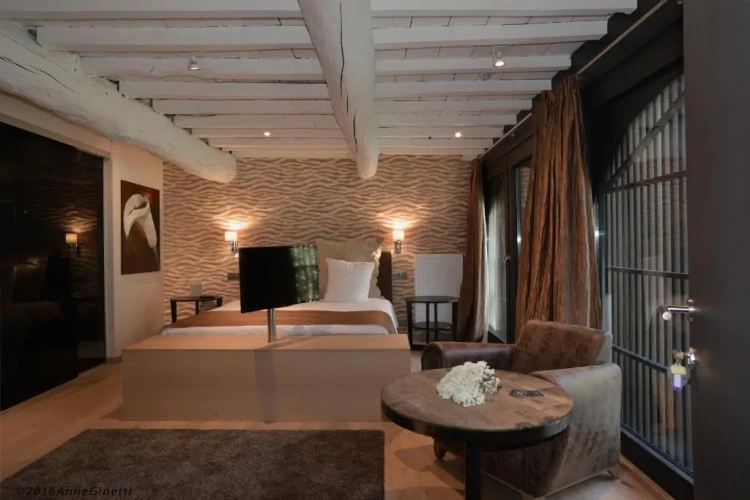 Deluxe Double Suite