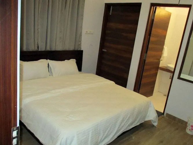 Hotel Platinum Key