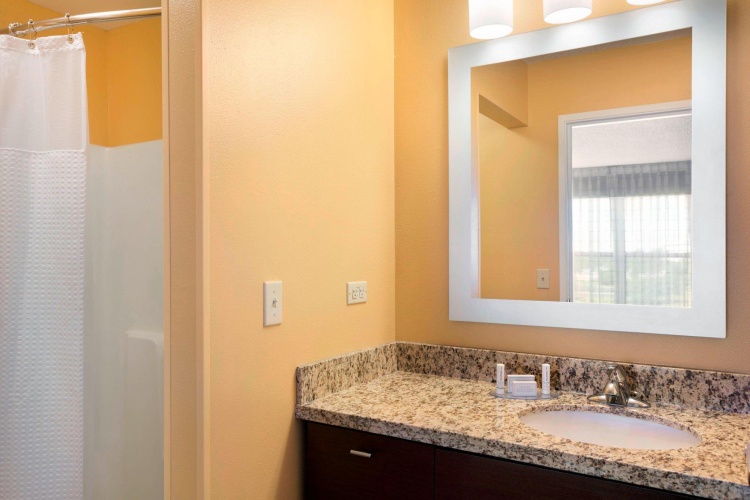 1 Bedroom Quadruple Suite