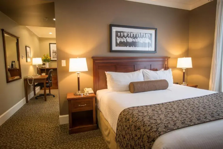 Hume Hotel & SpaOver view