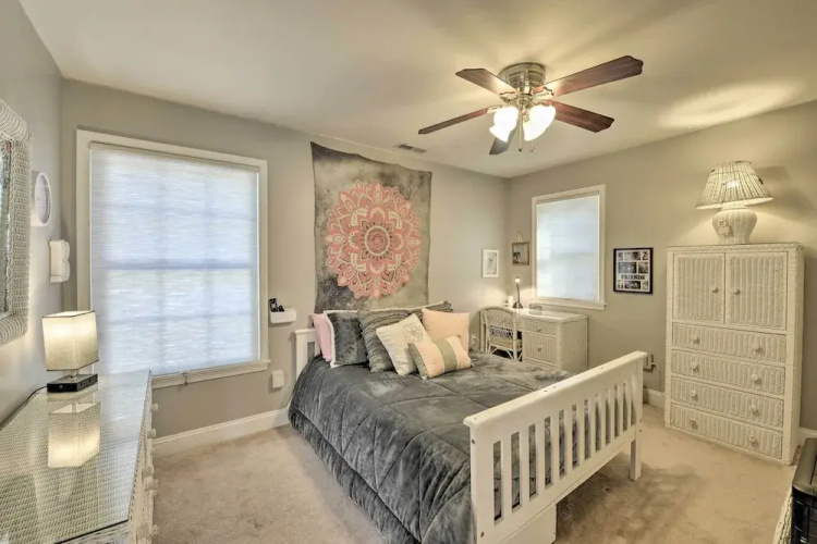 Cape May Getaway w/ Private Deck & Hot Tub!