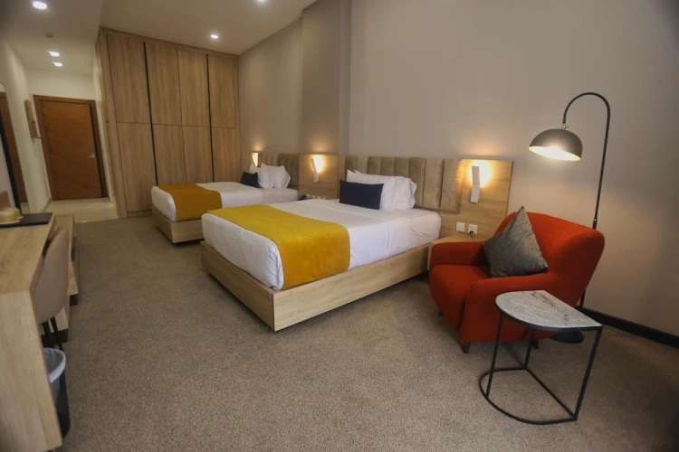 Standard Double room with city view