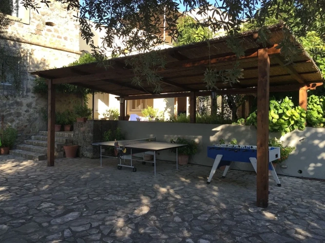 5 Bedrooms Villa