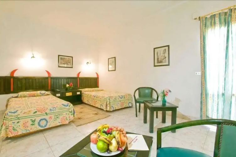Desert Inn