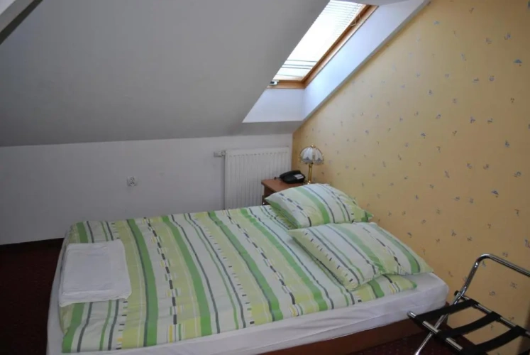 Economy Single room