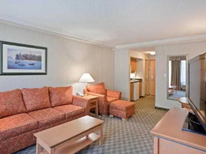 Holiday Inn North Vancouver