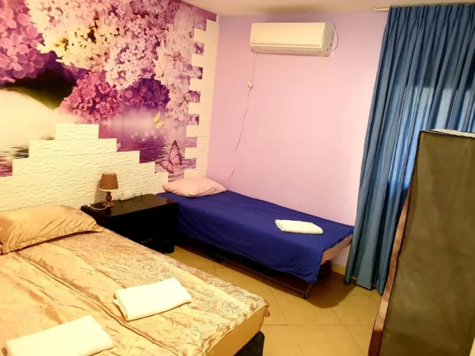 2 Bedrooms Apartment