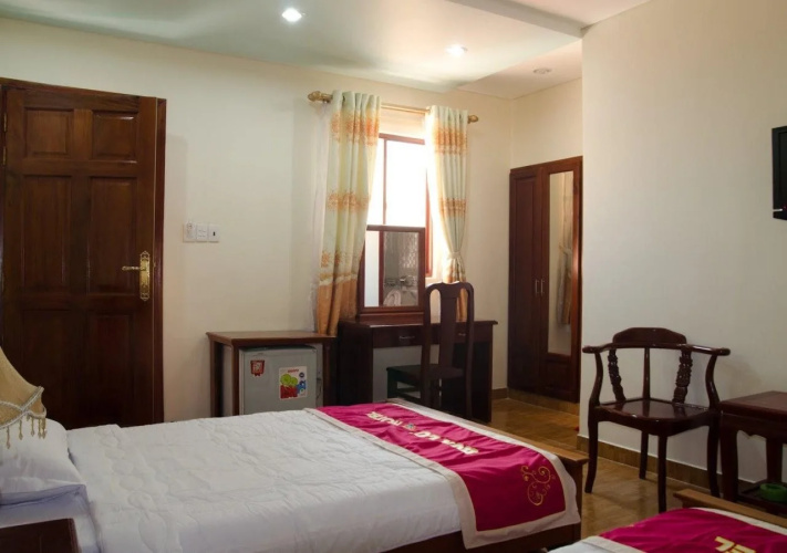 Hoa Lu Hotel