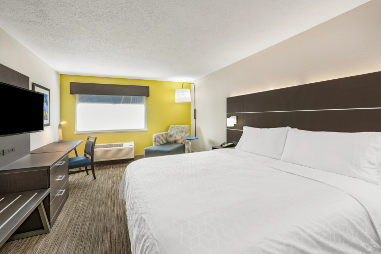 Holiday Inn Express And Suites Albuquerque N. Ball photo 7