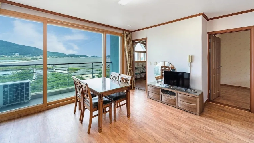 2 Bedrooms Standard room with balcony and with ocean view