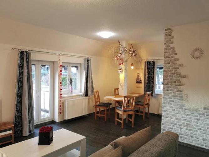 1 Bedroom Apartment with mountain view